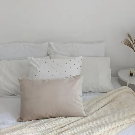 2 Bedroom For 4-6, Only 10' By Car From Paris. Chille